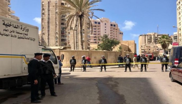  اعتقال فتاة أثناء زيارة خطيبها المحكوم عليه بالإعدام