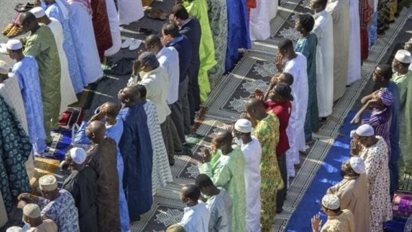  لأول مرة.. رفع الأذان في مكبرات الصوت الخارجية بمساجد نيويورك