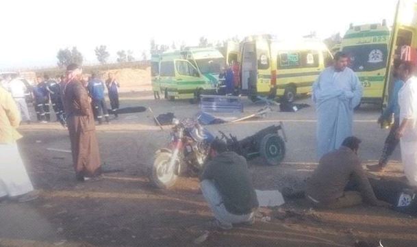  ضحايا لقمة العيش.. مصرع 8 عمال في حادث بالبحيرة