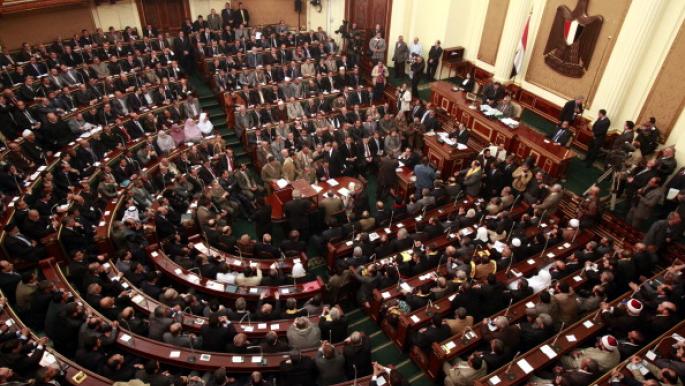  رفع الضريبة الجمركية على مستلزمات الفنادق وألبان الرضع