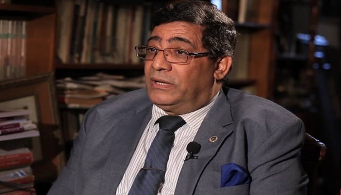 د. عبد الخالق فاروق: السيسي يحمل أجندة خفية لتدمير مصر