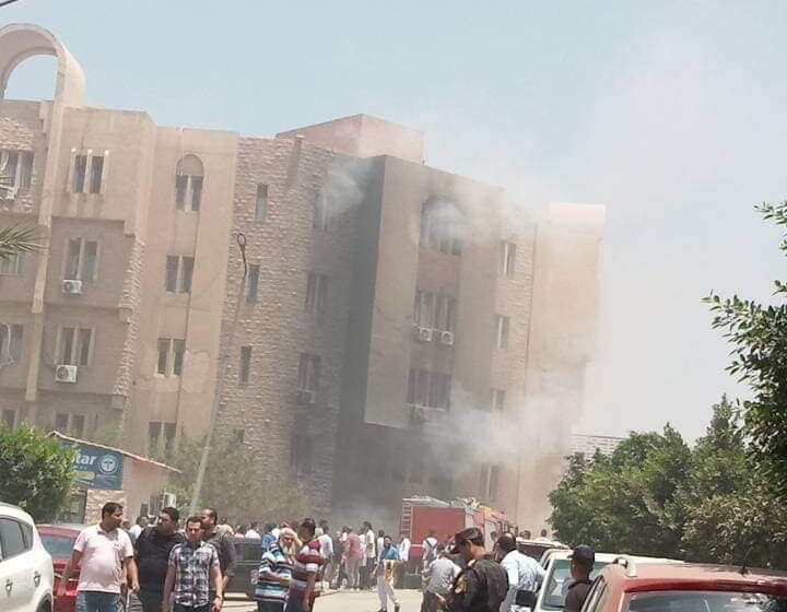  اندلاع حريق داخل كلية طب الأسنان بجامعة الأزهر
