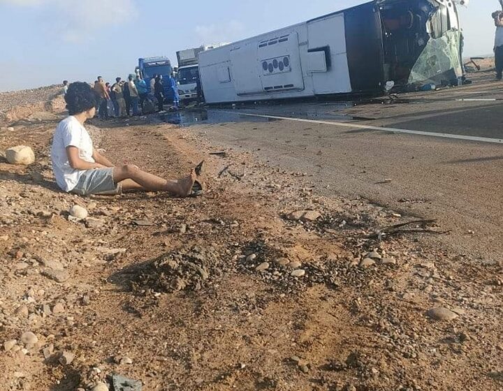  إصابة 49 شخصا في انقلاب أتوبيس بطريق “رأس غارب – الغردقة”
