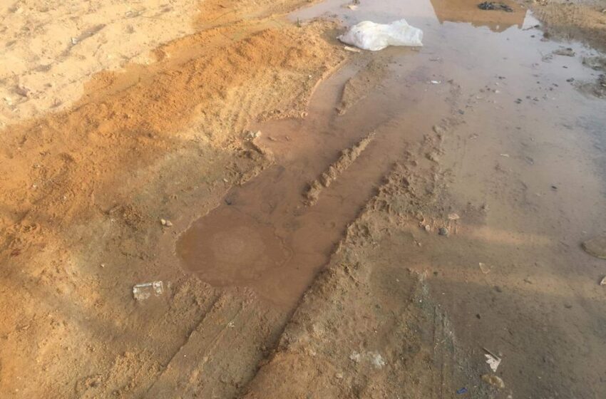  استغاثات من ماسورة مياه مكسورة بالمجاورة 40 بالعاشر