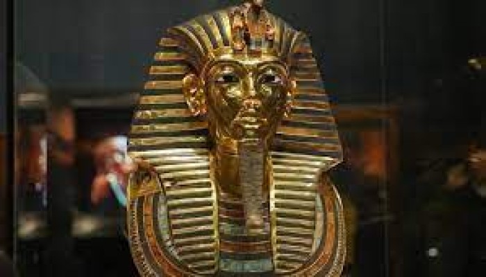  الانقلاب يتجاهل تحقيقا فرنسيا بسرقة آثار مصرية وبيعها للإمارات