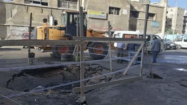  سقوط أتوبيس يقل 24 راكبا في هبوط أرضي بالإسكندرية