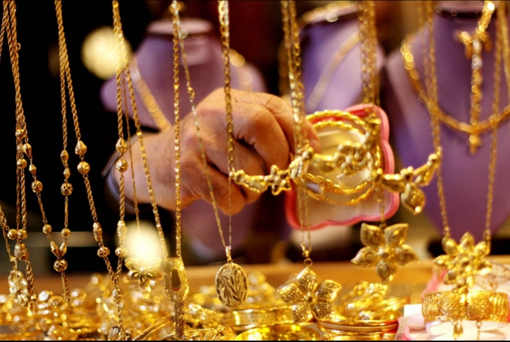  الذهب يواصل ارتفاعه.. عيار 21 يسجل 630 جنيهًا