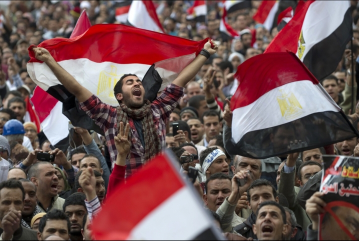  مع اقتراب ذكرى ثورة يناير.. رعب الانقلاب يزداد من صحوة شعبية