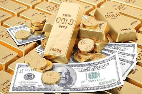  الدولار يسجل 18.13 جنيهًا.. والريال السعودي بـ483 قرشًا