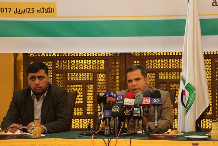  البردويل: حماس وافقت على مبادرة المصالحة القطرية وعباس “نسفها”