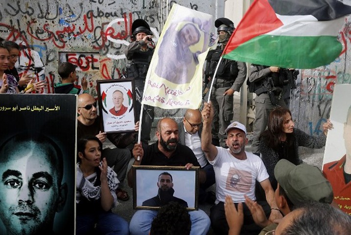  فعاليات مستمرة في برلين تضامنا مع الأسرى المضربين