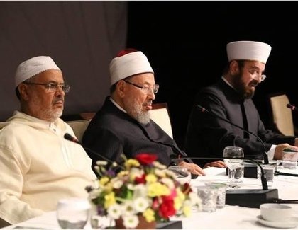 “اتحاد العلماء المسلمين” يحث على الدعاء للمستضعفين والممتحنين في رمضان