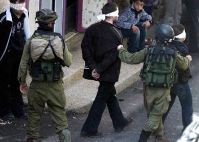  الاحتلال الصهيوني يعتقل 3 فلسطينيين بالضفة