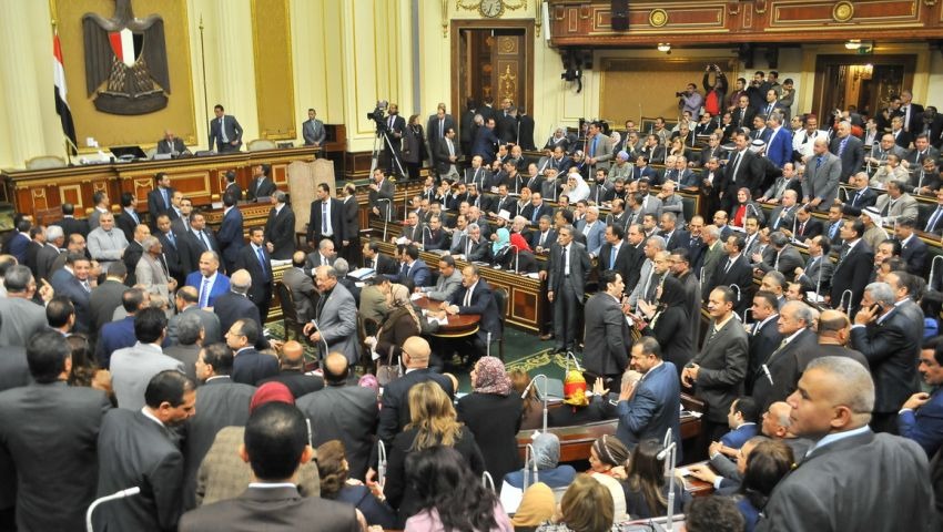  بعد إقرار القانون.. كيف قتل السيسي الجمعيات الأهلية في مصر؟