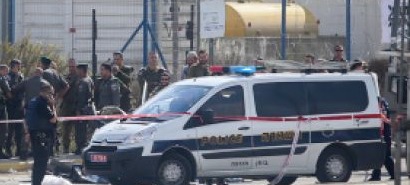  فتاة فلسطينية تطعن جندياً صهيونياً قرب جنين