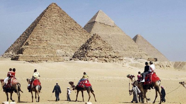 خراب الانقلاب.. انخفاض إيرادات مصر السياحية بنسبة 12.8% خلال 9 أشهر