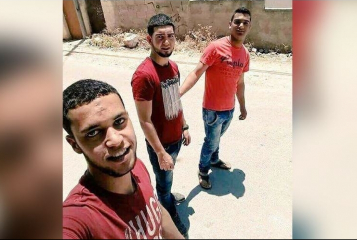  نشطاء يتداولون آخر صورة للفدائيين الثلاثة منفذي عملية القدس