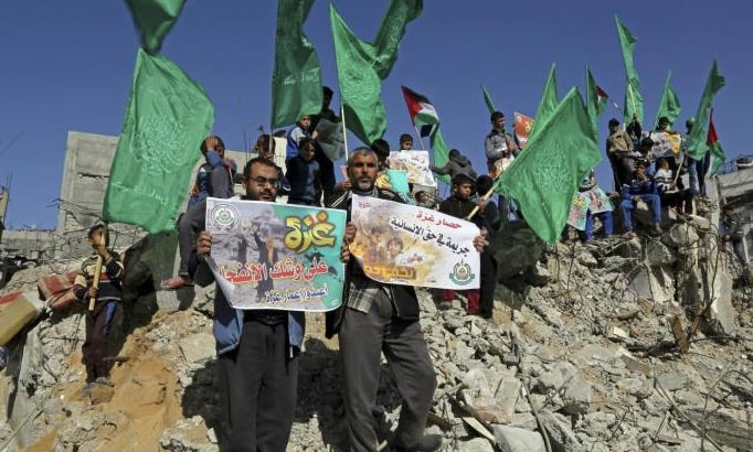  كاتب صهيوني: أزمات غزة لن تدفع الفلسطينيين للخروج على حماس