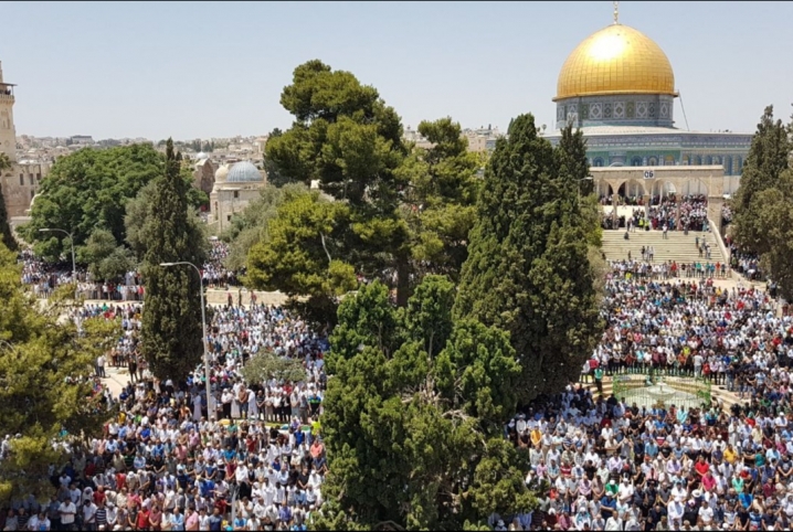  خطيب الأقصى يحذر من التنازل عن مدينة القدس