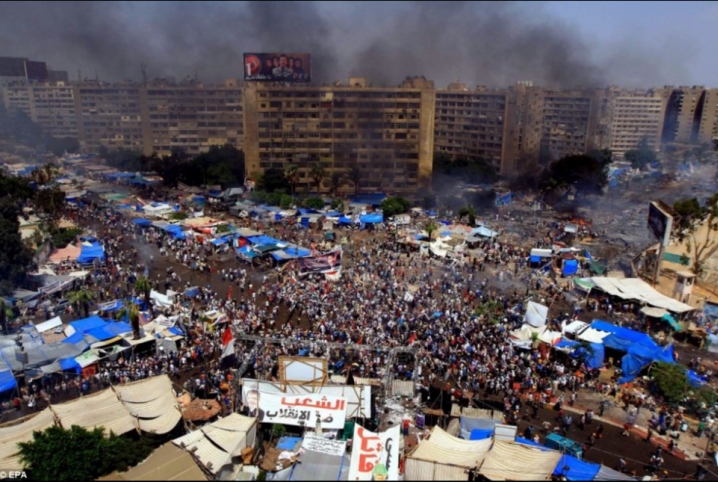  رعب السيسي من ذكرى رابعة وفنكوش “إسكان مصر”.. أبرز ما تناولته صحافة الإنقلاب الأربعاء