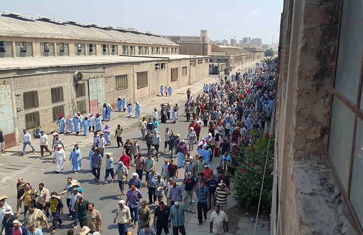  استشهاد معتقل وقوات الانقلاب تحاصر عمال المحلة…تعرف على أحداث اليوم
