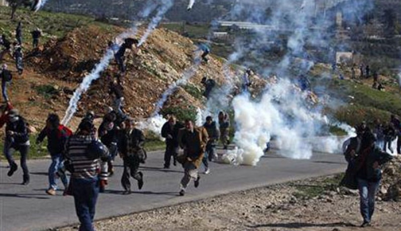 الاحتلال يقمع مسيرة “كفر قدوم” بنابلس ويصيب 11 فلسطينيًا
