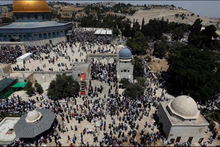  خطيب الأقصى يحذر من تهويد القدس والخليل