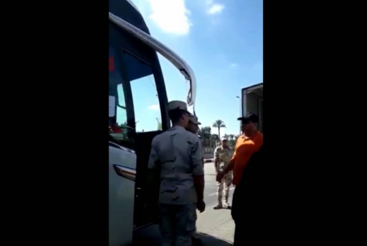  سلطات الانقلاب توقف حاج فلسطيني خلال عودته لغزة