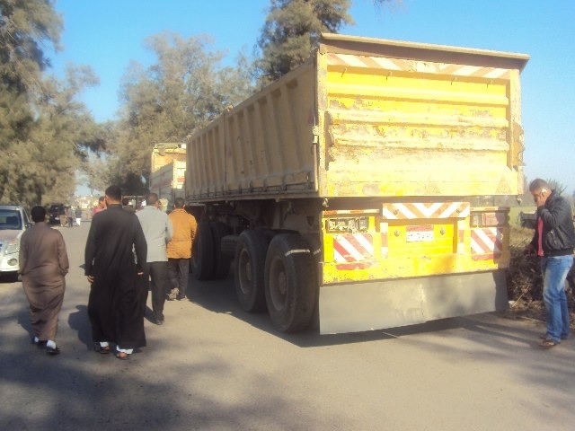  حوادث يومية على طريق “الصادي” بأبو كبير.. والمسئولون في سبات عميق