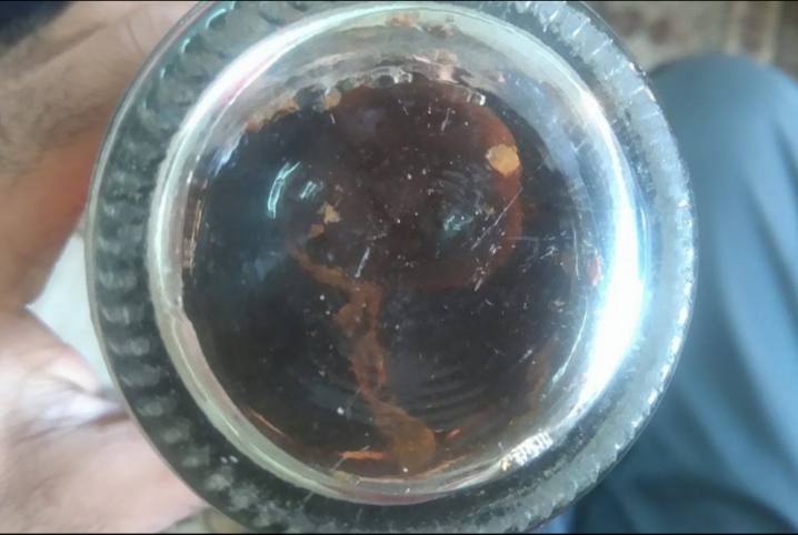  مواطن يرصد “حشرة” داخل زجاجة بيبسى بأبوكبير
