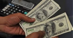  تعرف إلى أسعار الدولار مقابل الجنيه في تعاملات الجمعة