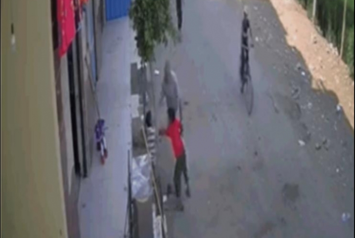  والد طفل “أولاد صقر” يطالب بتنفيذ القانون على من اعتدى على نجله