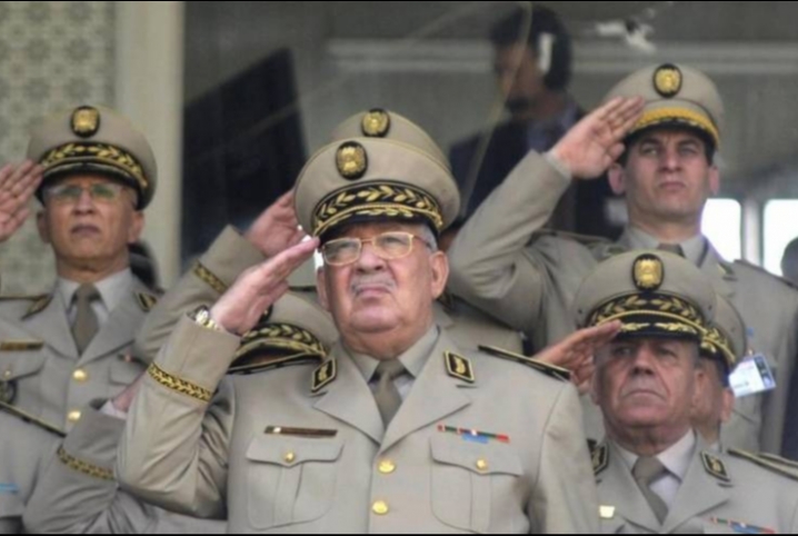  حماس تعزي بوفاة رئيس الأركان الجزائري