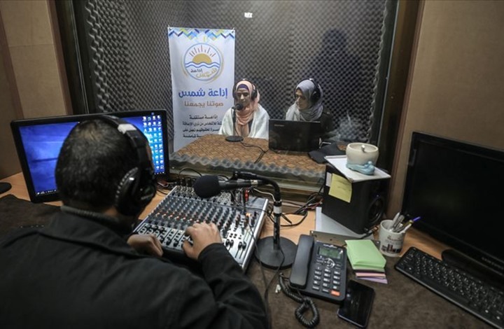  الأولى عربيًّا.. تدشين إذاعة للمكفوفين ينطلق بثها من غزة
