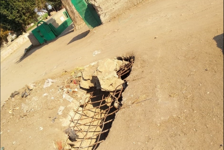  بالصور.. تهالك طريق وكوبري قرية الشيخ رزيق بأبوكبير مع غياب المسئولين