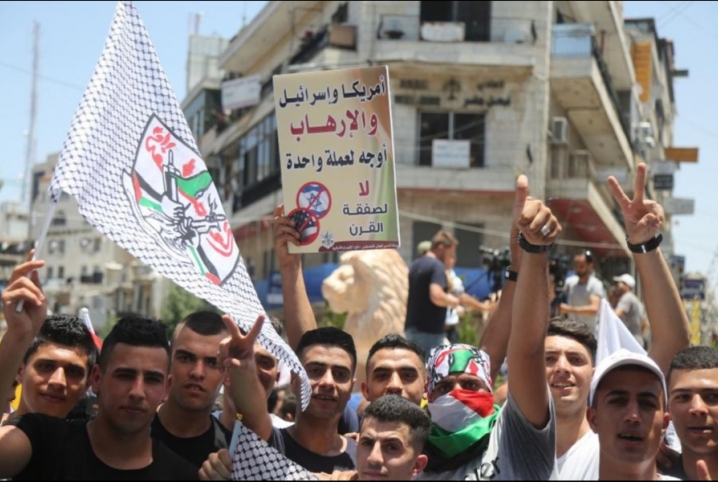  حماس والجهاد تعلنان الغضب في المخيمات الفلسطينية للتنديد بـ”صفقة القرن”