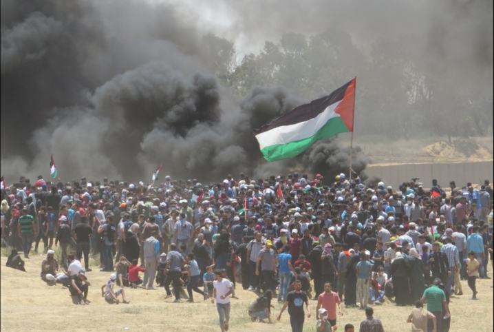  “عباس” سمح بالتظاهرات .. فلسطينيو الضفة يشاركون غزة الحشد رفضا لصفقة القرن