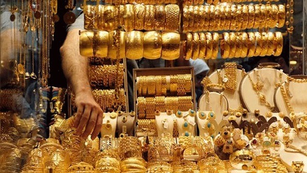 الذهب يواصل ارتفاعه الجنوني وعيار 21 يسجل 905 جنيهات