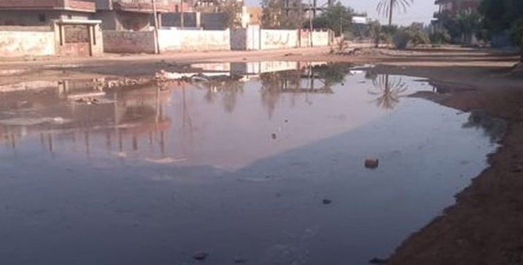  انفجار ماسورة مياه بنزلة العرين في أبوكبير