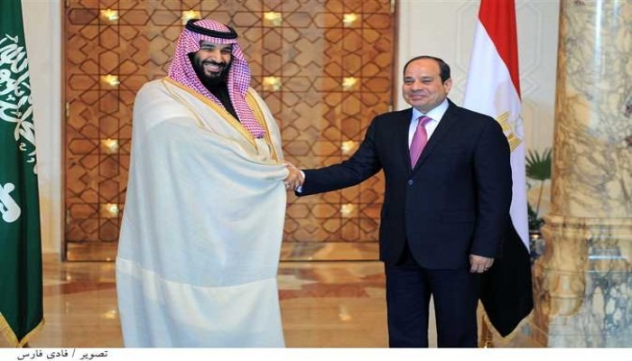  أفتى بجواز تمزيق صور السيسي.. إيقاف داعية مصري عن العمل بقناة سعودية