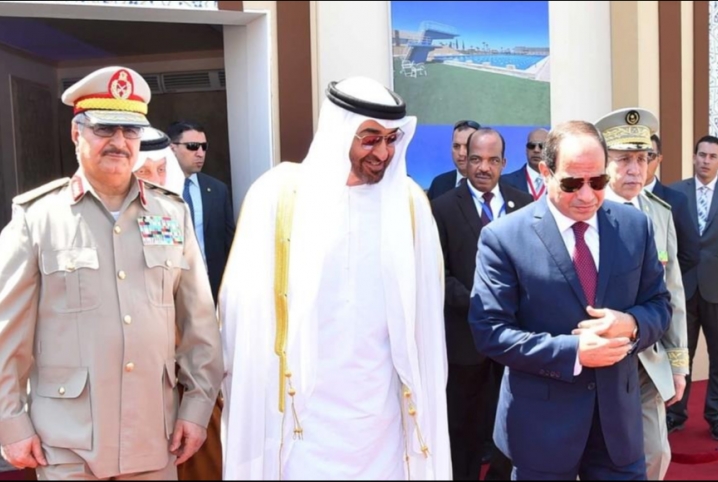  “سيسي ليبيا” ينهب اقتصاد بلاده على طريقة عسكر مصر