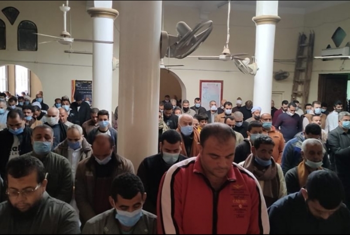  أسرة طالب بلبيس تقيم صلاة الغائب بعد فشل البحث عن جثته