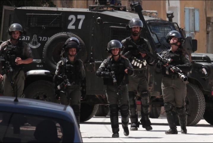  لمنعهم من خوض الانتخابات.. قوات الاحتلال تعتقل 3 قياديين بـ”حماس”