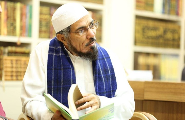  بعد تلقيه لقاح كورونا.. الداعية سلمان العودة يصاب بوعكة صحية