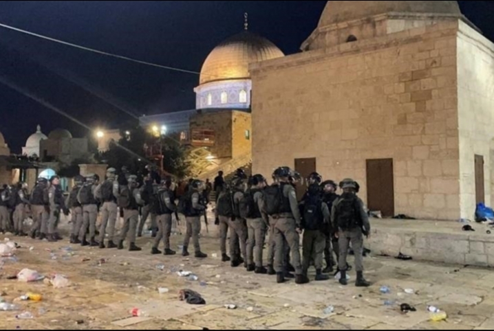  حماس تدعو للنفير نصرةً للأقصى وصدًّا للعدوان الغاشم عليه