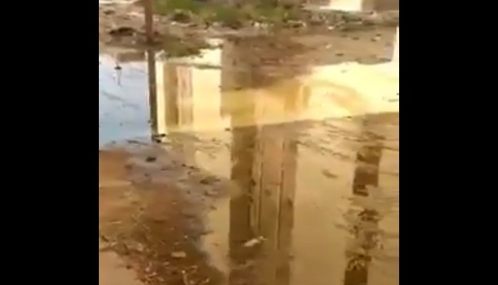  شكاوى من طفح المجاري بقرية المشاعلة في أبوكبير