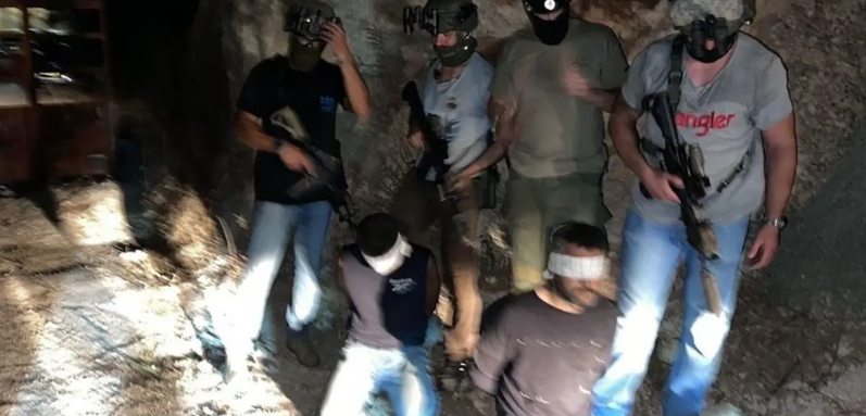  العدو الصهيوني يعتقل 4 من أبطال نفق الحرية
