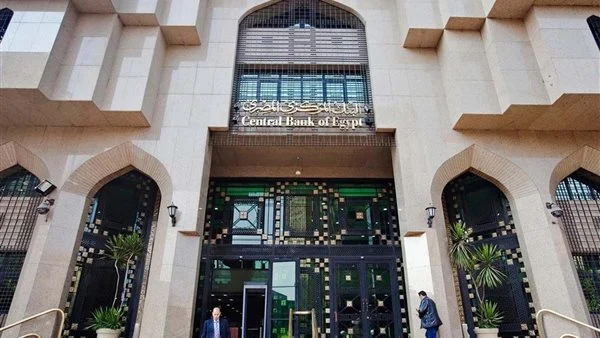  حكومة الانقلاب تقترض 17.5 مليار جنيه من أموال البنوك