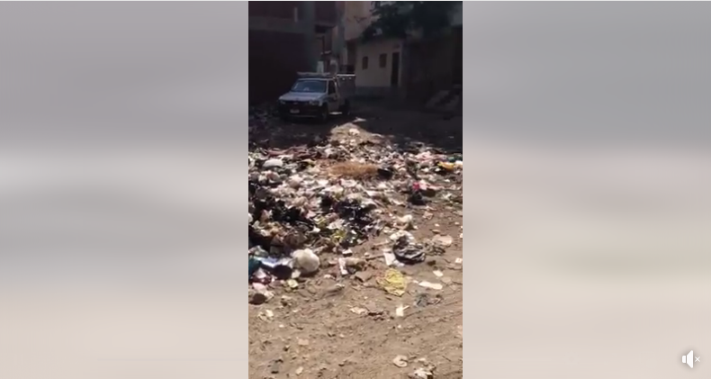  أكوام القمامة.. خطر يهدد أهالي شارع ربع الدنيا بأبوكبير