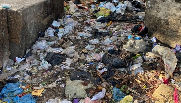  استغاثات من انتشار القمامة بمقابر في أبوكبير